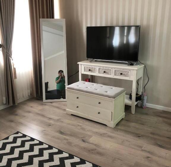 פנסיון Super Wonderful 5 Bedrooms With Bathroom Villa Marion Tomohon