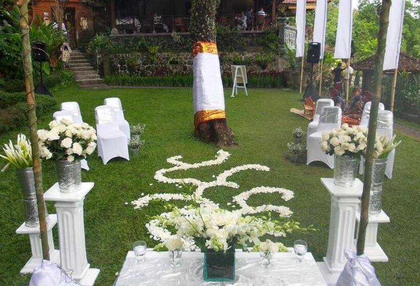 פנסיון Tirta Ayu Hotel And Restaurant