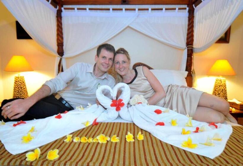 פנסיון Tirta Ayu Hotel And Restaurant