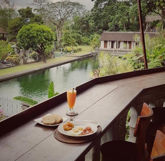 פנסיון Tirta Ayu Hotel And Restaurant