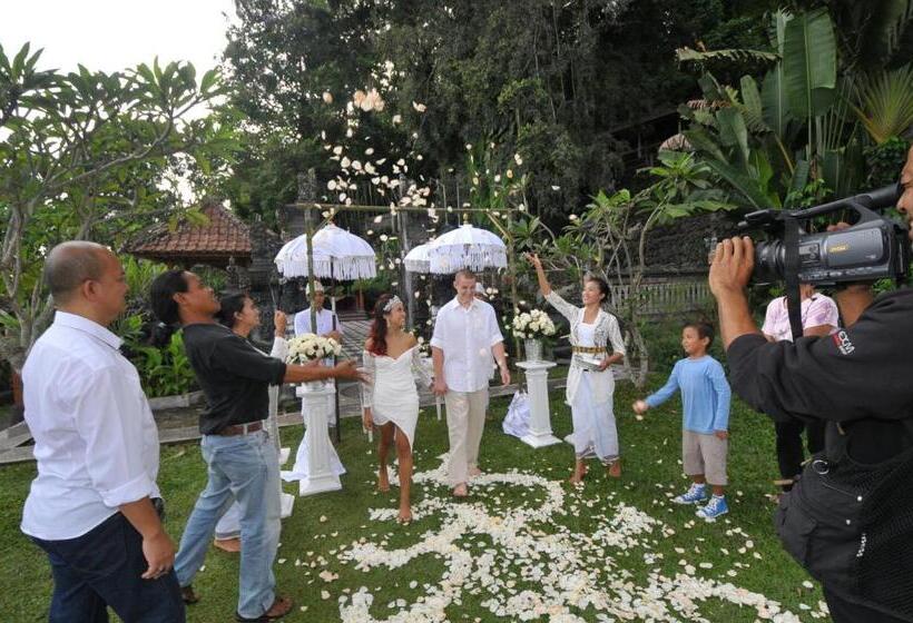 פנסיון Tirta Ayu Hotel And Restaurant