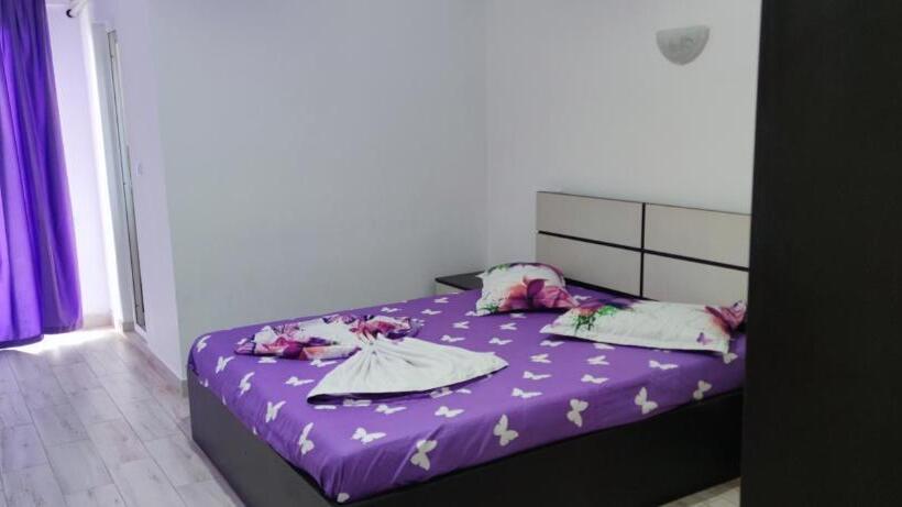 Пансион Vila Axel