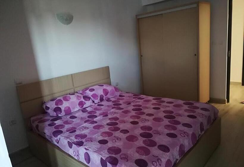 Пансион Vila Axel