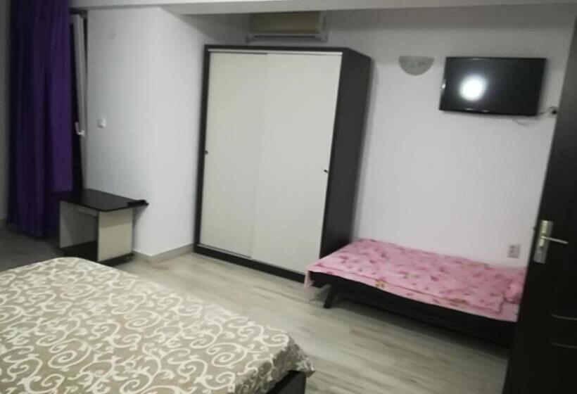 Пансион Vila Axel