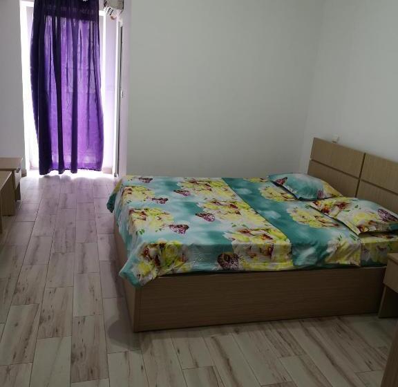 Пансион Vila Axel