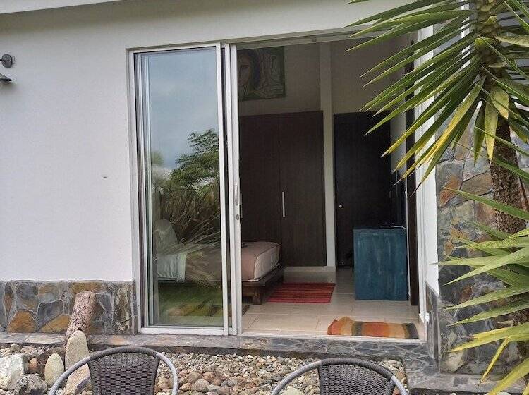 ペンション Wayra Natura