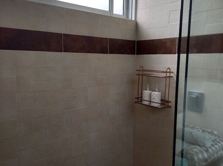 ペンション Wayra Natura