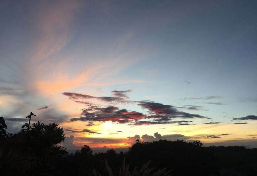 پانسیون Wayra Natura