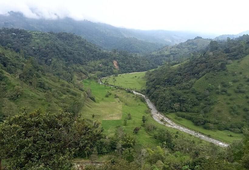 ペンション Wayra Natura