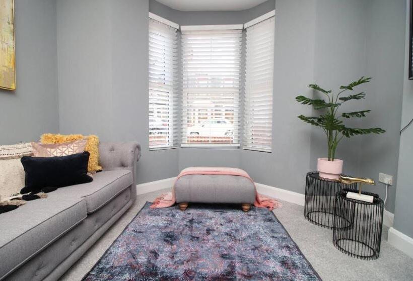 膳宿费 Wyndham Road 3br Lin Pontcanna