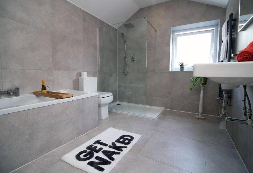 膳宿费 Wyndham Road 3br Lin Pontcanna