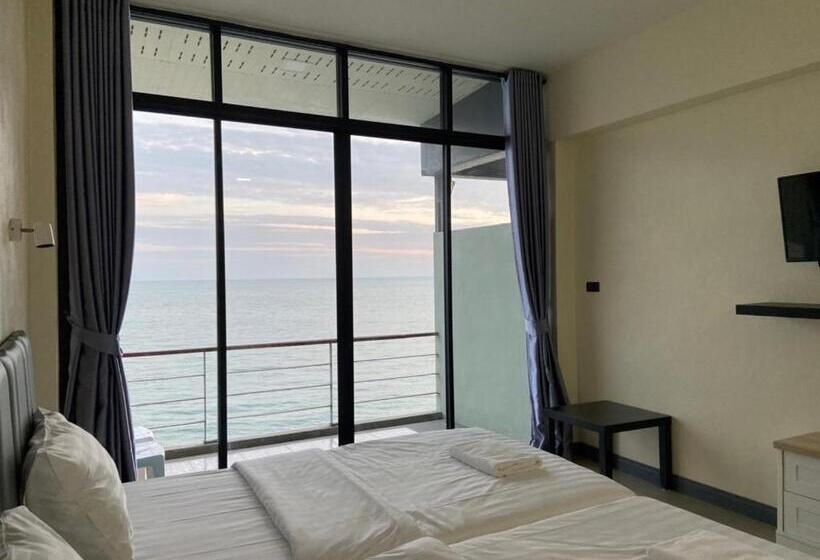 Phala Shore Resort
