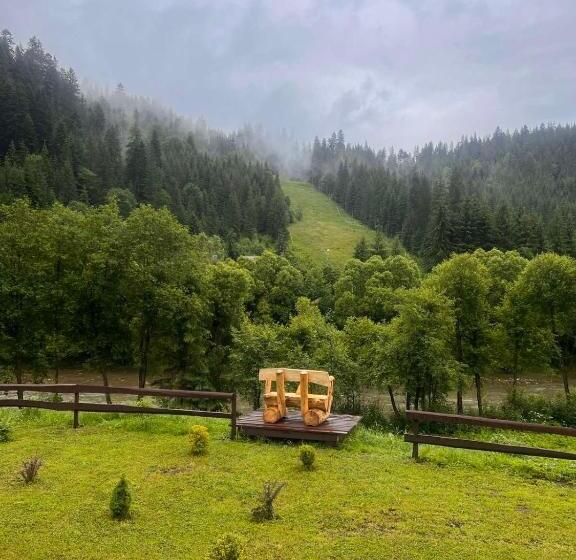 استراحتگاه Berben House