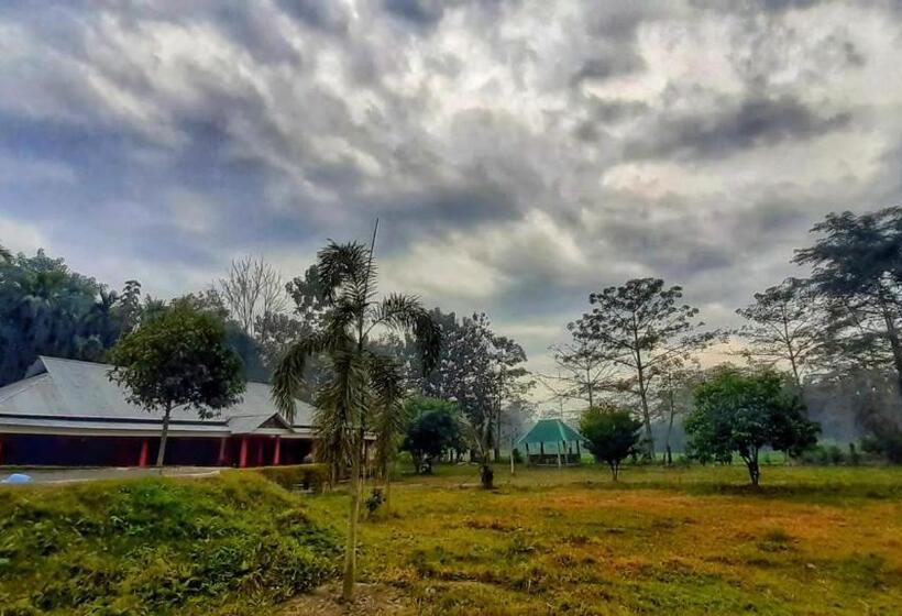 אתר נופש Villa De Hollong