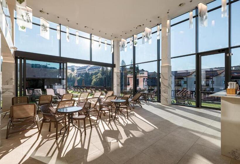 Tavel Hotel & Spa