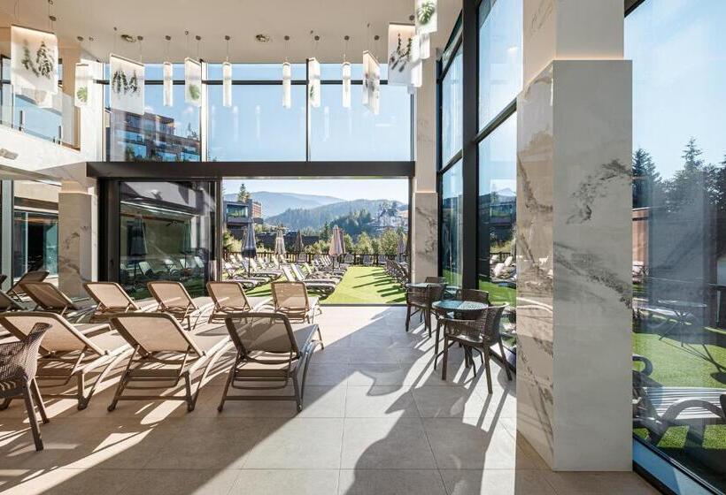 Tavel Hotel & Spa