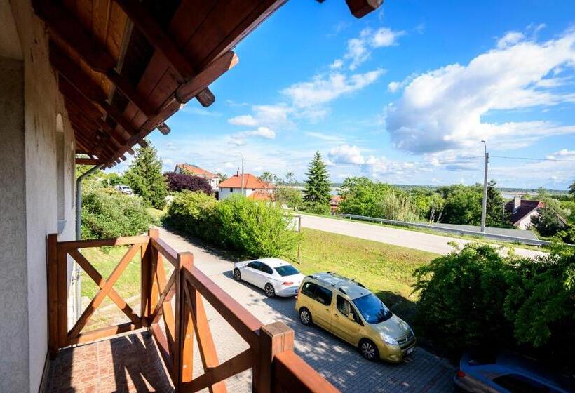 Tekergő Motel és étterem