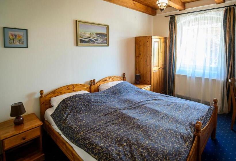 Tekergő Motel és étterem