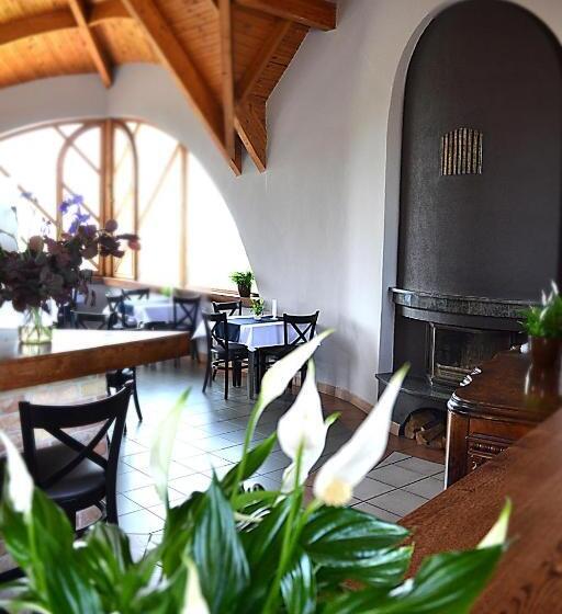 Tekergő Motel és étterem