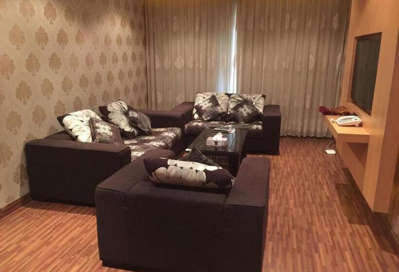 Terrace Furnished Apartments   Mahboula