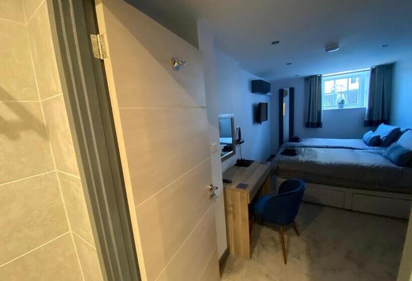 Top Tip Rooms Newmarket