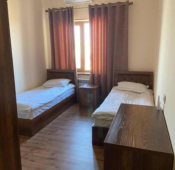 Uzumfermer Hotel & Winery