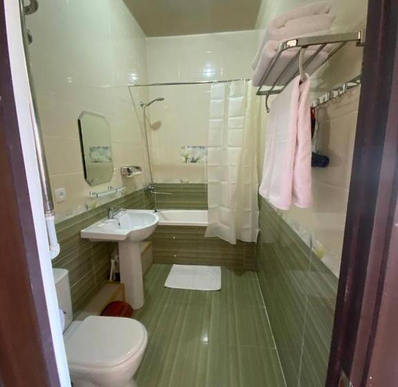 Uzumfermer Hotel & Winery