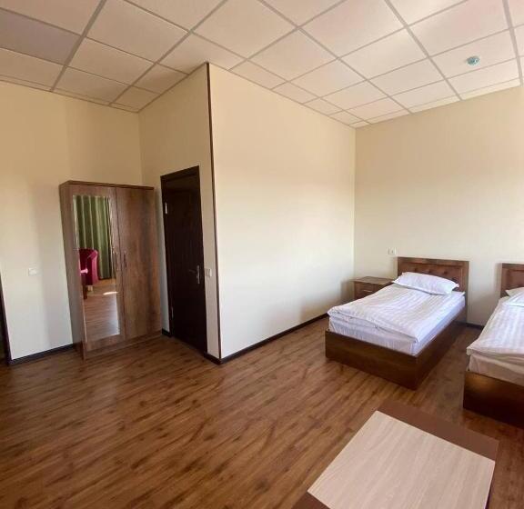 Uzumfermer Hotel & Winery