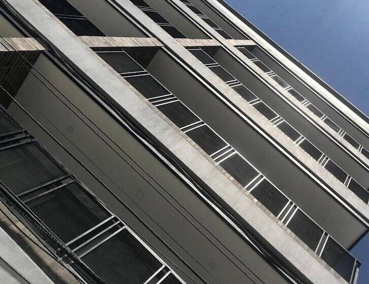 Waiki Apartaestudio Amoblados