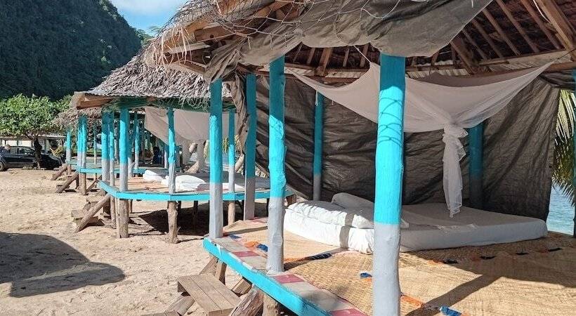 تختخواب و صبحانه Jaymy Beach Fales