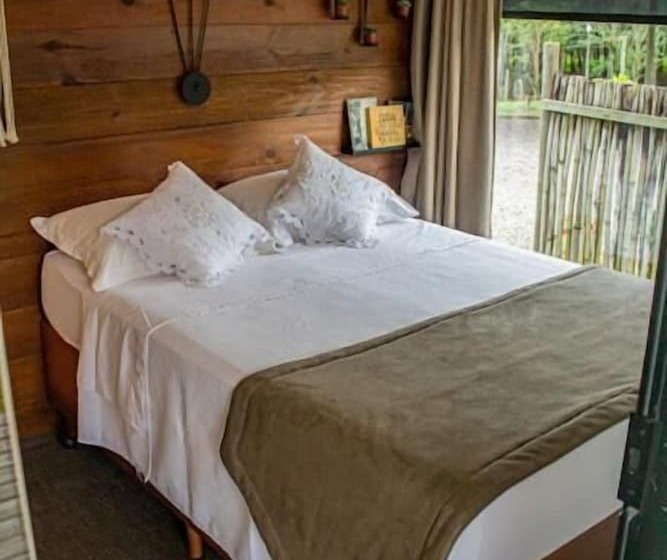 فندق فئة نجمة واحدة Eden Bed & Nature