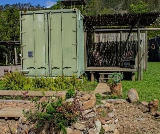 簡易ホテル Eden Bed & Nature