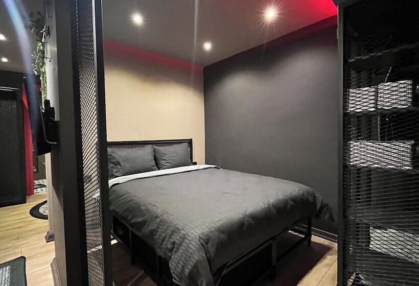 فندق فئة نجمة واحدة Thalia Suites