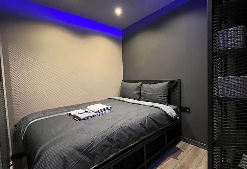 فندق فئة نجمة واحدة Thalia Suites