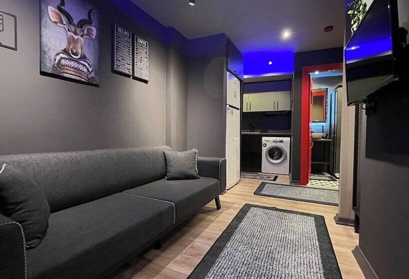 فندق فئة نجمة واحدة Thalia Suites