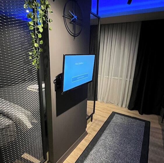 فندق فئة نجمة واحدة Thalia Suites