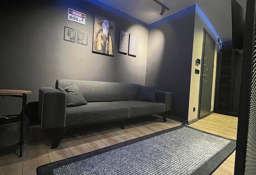 فندق فئة نجمة واحدة Thalia Suites