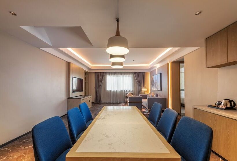 فندق Aber Bani Amr