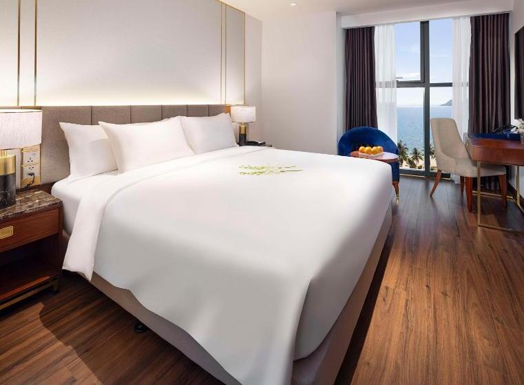 هتل Best Western Premier Marvella Nha Trang