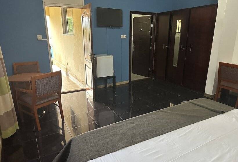 هتل Ecstacy Royal