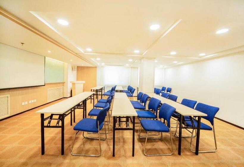 Hanting Hotel Shenyang North Station Second Branch