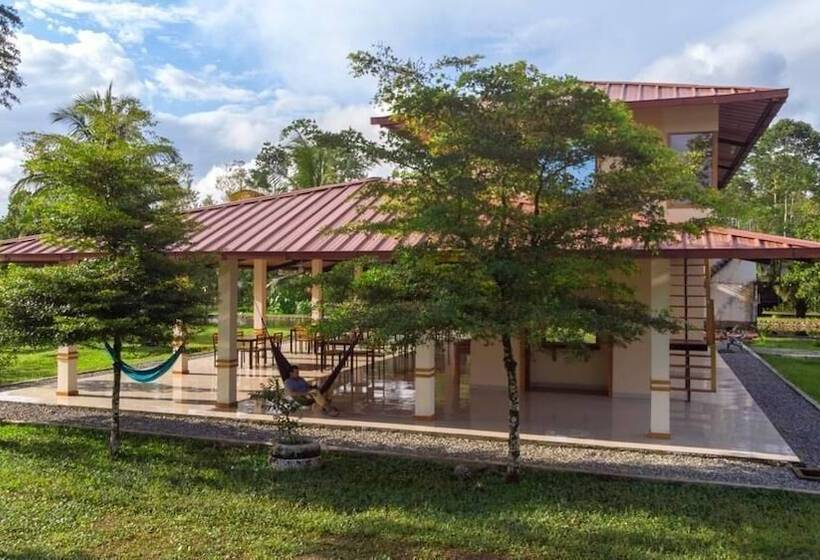 酒店 Magic Paradise