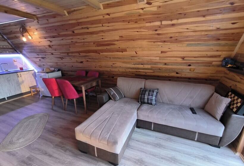 בית מלון כפרי Neyla Suit