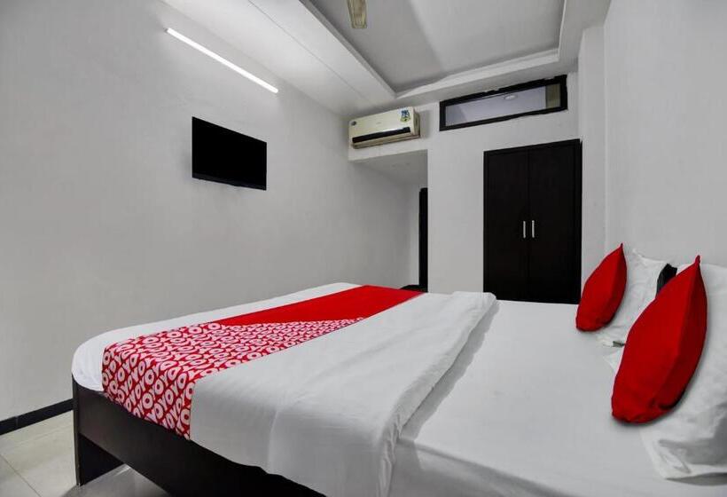 Отель Real Residency