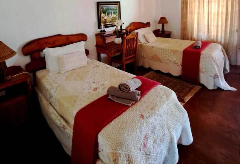 בית מלון כפרי Trekpad Safaris