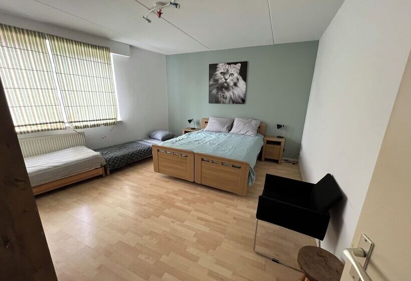 בית מלון כפרי Zaanse Schans Apartments