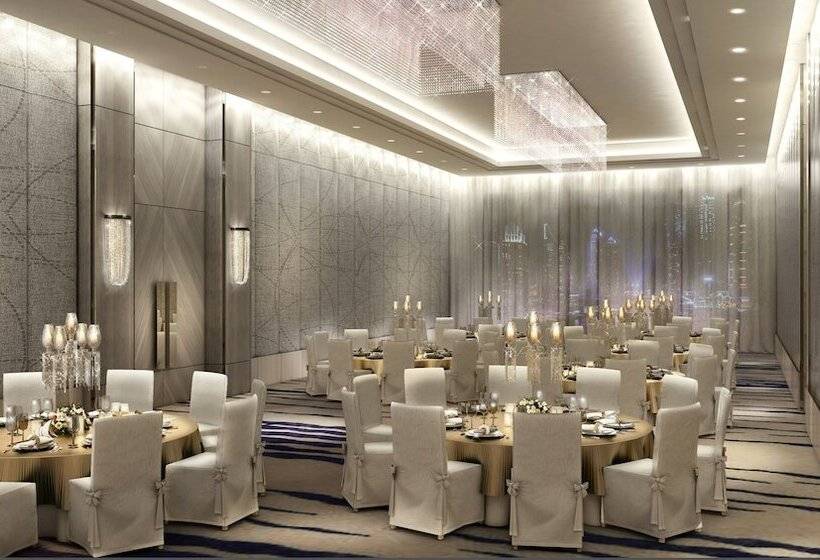 Khalidia Palace Hotel Dubai By Mourouj Gloria