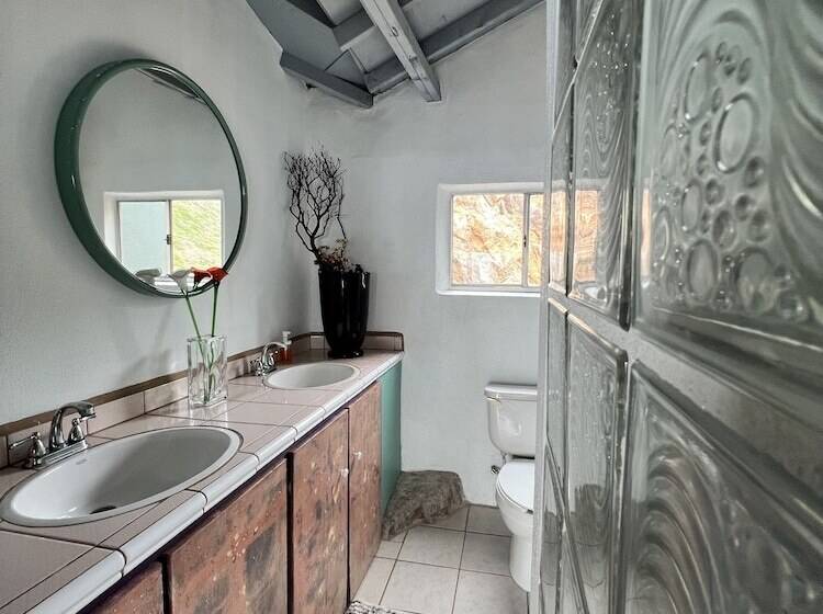 Bed and Breakfast Baja Off The Grid, Luxury Nature Glamping Retreat