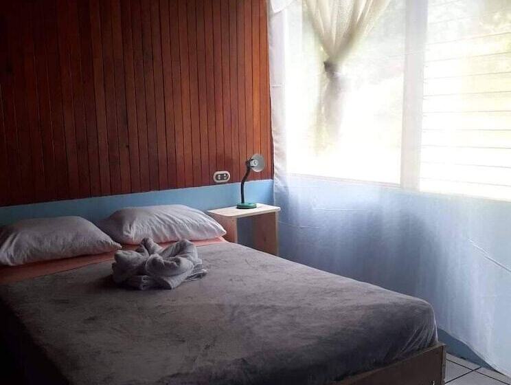 민박 Finca Panthera