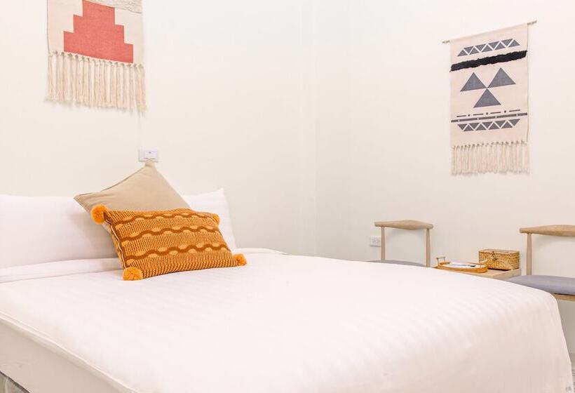 تختخواب و صبحانه H& 嶼光風格旅店 L 彩虹石榴 L 囍福園閤